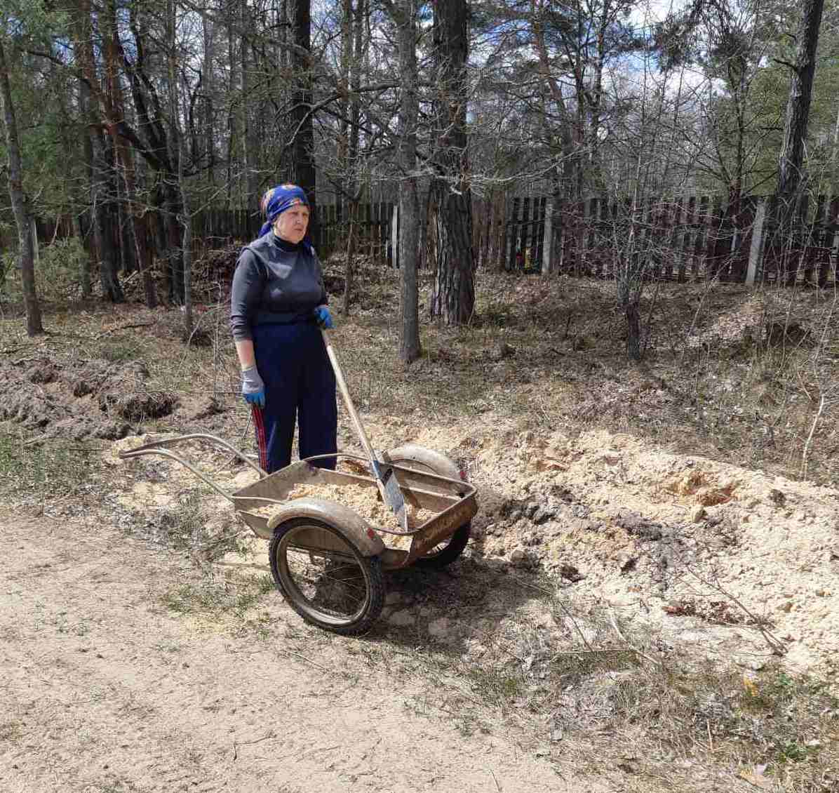 Дарагановский сельский совет принял участие в республиканском субботнике