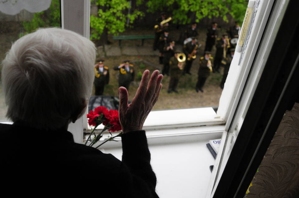 7-8 мая юбилейными медалями “75 лет Победы в Великой Отечественной войне 1941-1945 гг.” награждены 13 земляков