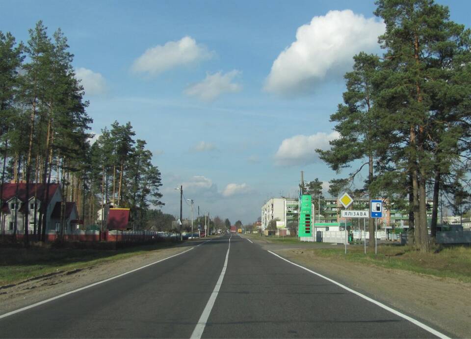 В поселке Елизово идет благоустройство
