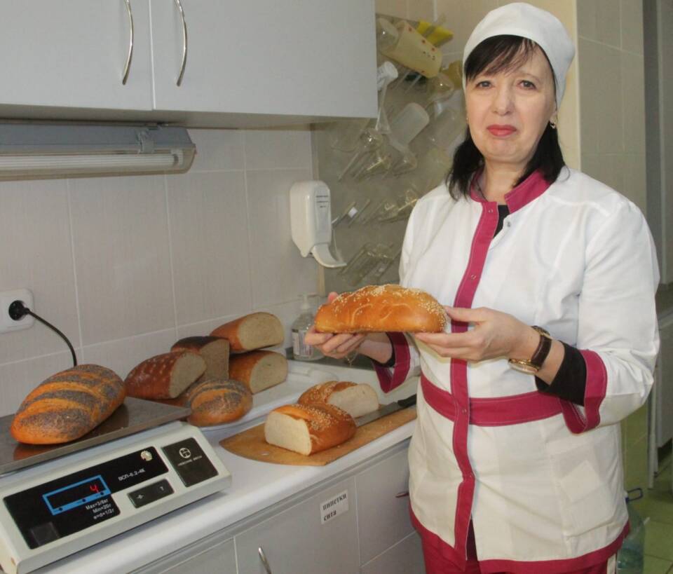 Без хлеба няма абеду