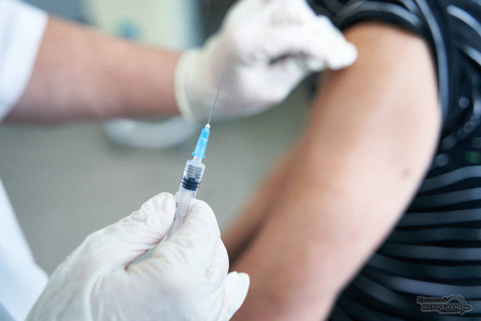 В Осиповичском районе продолжается вакцинация от гриппа