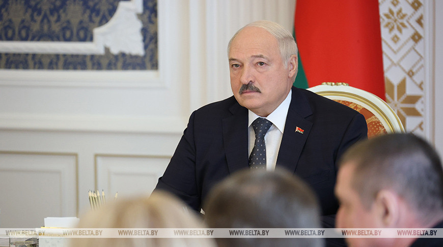 “Я не Дед Мороз!” Лукашенко согласился оказать дополнительную поддержку МАЗу, но вопрос в деталях