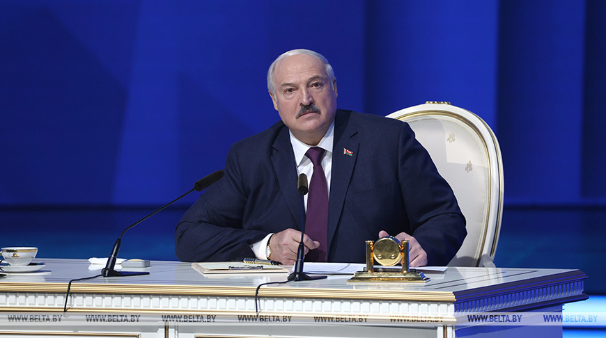 Лукашенко: в обществе не должно быть никакой пропаганды нетрадиционных отношений