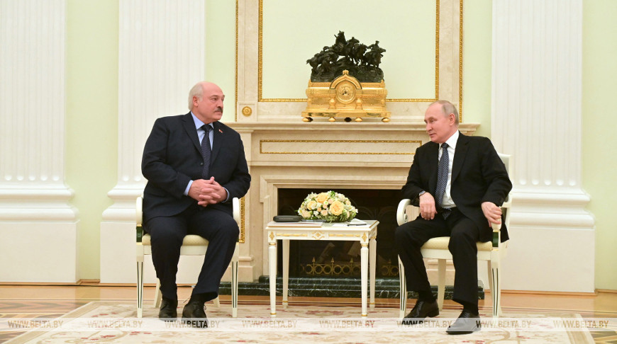 Общая безопасность, углубление кооперации и ядерный “радикализм”. Подробности заявлений Лукашенко в Кремле