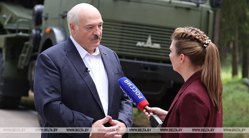 Лукашенко: Россия и Украина хотели договориться об аренде Крыма во время мирных переговоров