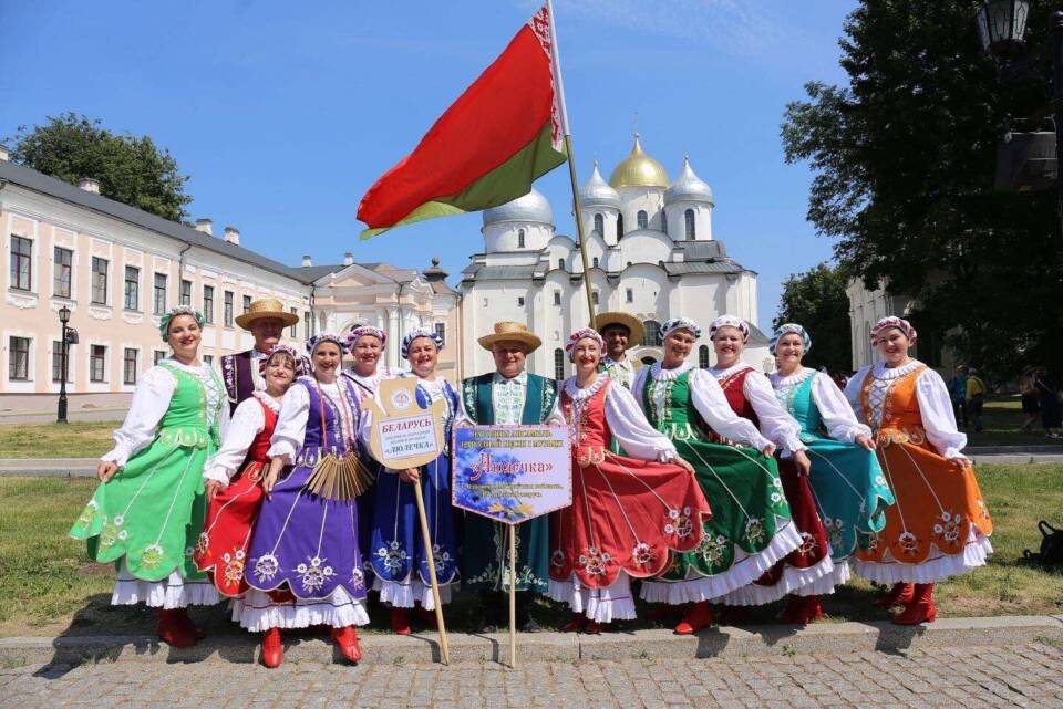 Народны ансамбль народнай песні і музыкі “Люлечка” днямі вярнуўся з ХХІ Міжнароднага фестывалю народнага мастацтва і рамёстваў “Садко”, які праходзіў у Вялікім Ноўгарадзе