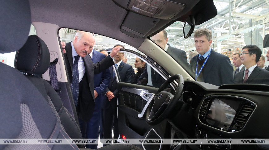 “Это будет самая большая реклама”. Как мечта Лукашенко превратила “Джили” в народный автомобиль