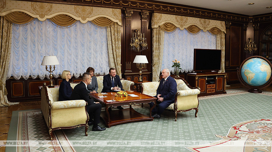 Лукашенко рассчитывает на полное решение в предстоящем году проблем на фоне введенных санкций