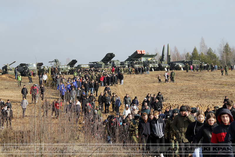 Своеасаблівы дзень адкрытых дзвярэй правялі на палігоне “Асіповіцкі”