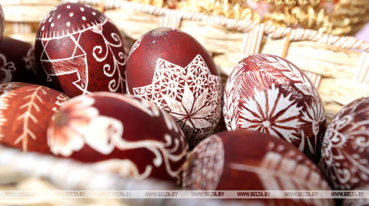 Мастера декоративно-прикладного искусства собрались в Могилеве на семинаре по росписи пасхальных яиц