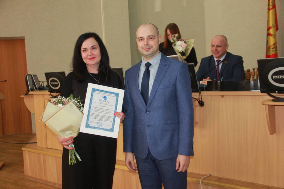 Около сотни участников собрало 26 марта заседание Совета Осиповичского районного объединения профсоюзов.