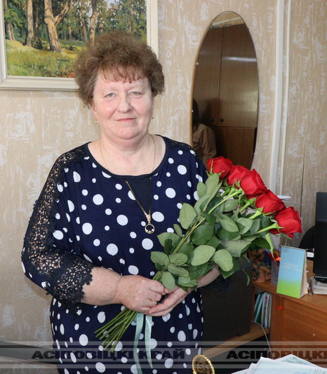 Амаль два дзясяткі гадоў узначальвае пярвічку, якая зараз налічвае 200 удзельнікаў, Лідзія Раманенка