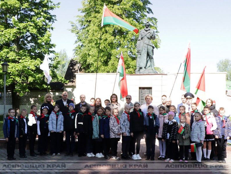 Сегодня у братской могилы партизан Великой Отечественной войны на улице Абросимова состоялся митинг, посвященный Дню Победы