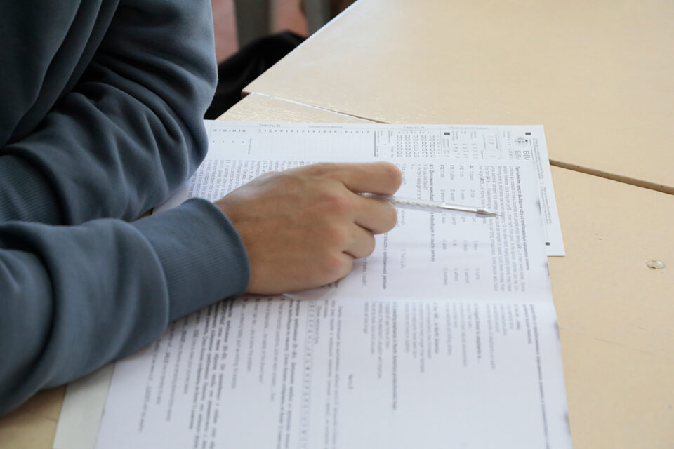 В Беларуси сегодня стартует централизованный экзамен и централизованное тестирование в единые сроки
