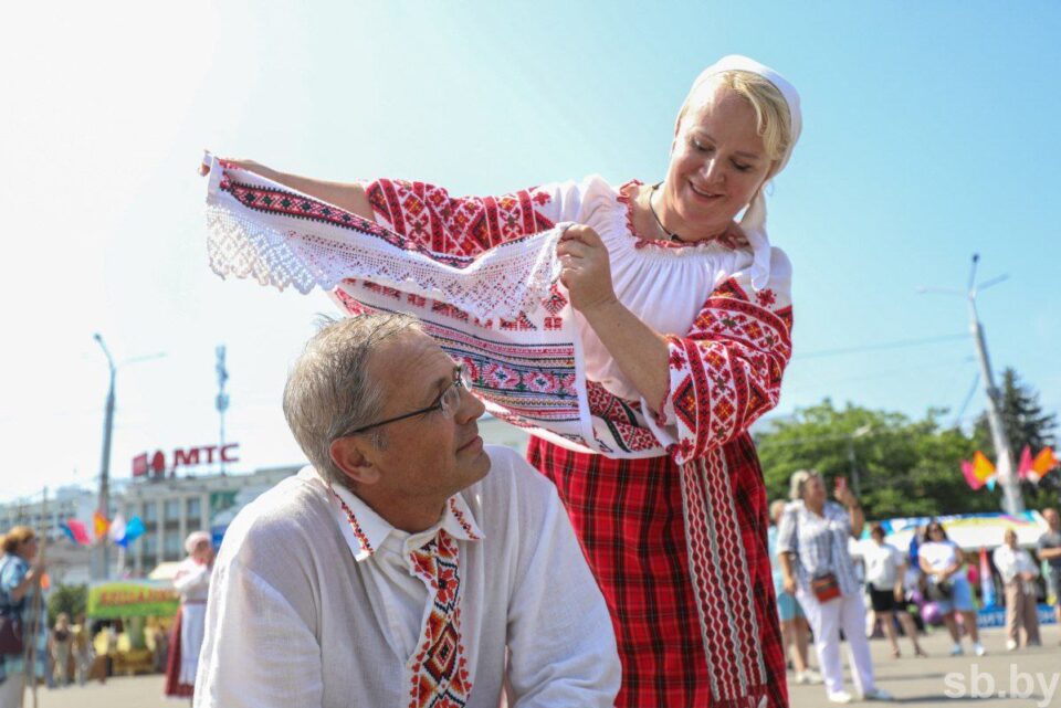 Народный ансамбль «Сузор’е» отличился на Международном турнире национальных танцев в Витебске