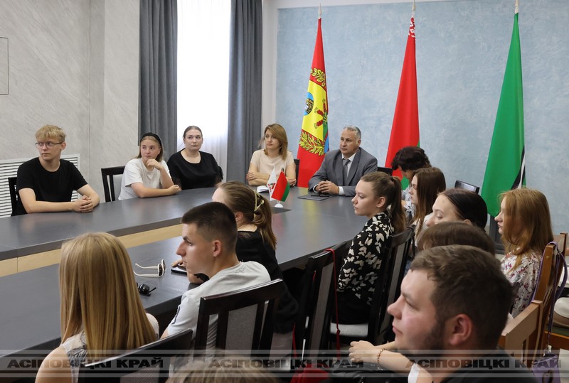 Молодежь Осиповичского района приняла участие в диалоговой площадке, приуроченной к 30-летию института президентства