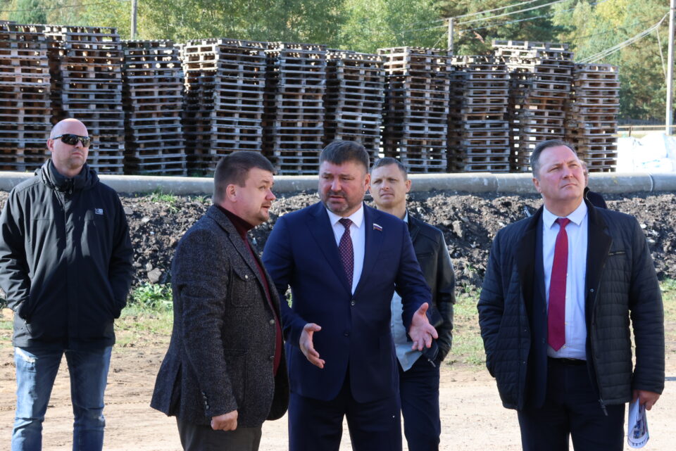 Делегация Законодательного собрания Нижегородской области посетила производственную базу ЧСУП «Рахмат-строй» в Осиповичском районе
