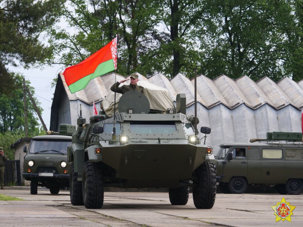 В 619-й базе хранения , ремонта, модернизации и утилизации средств связи состоялась торжественная церемония вручения новой и модернизированной техники связи