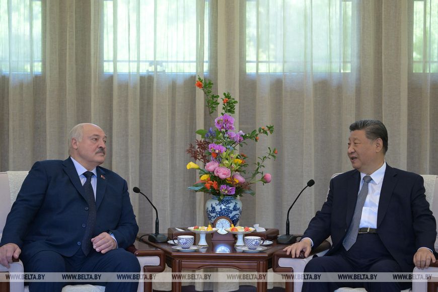 Лукашенко и Си Цзиньпин подтвердили курс на укрепление дружбы и договорились интенсифицировать отношения