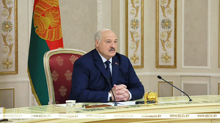 Лукашенко намерен спросить с правительства за “шалости” в вопросе справедливого ценообразования