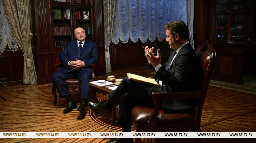 Лукашенко: если разумно провести переговоры, Россия никогда больше не будет воевать с Украиной