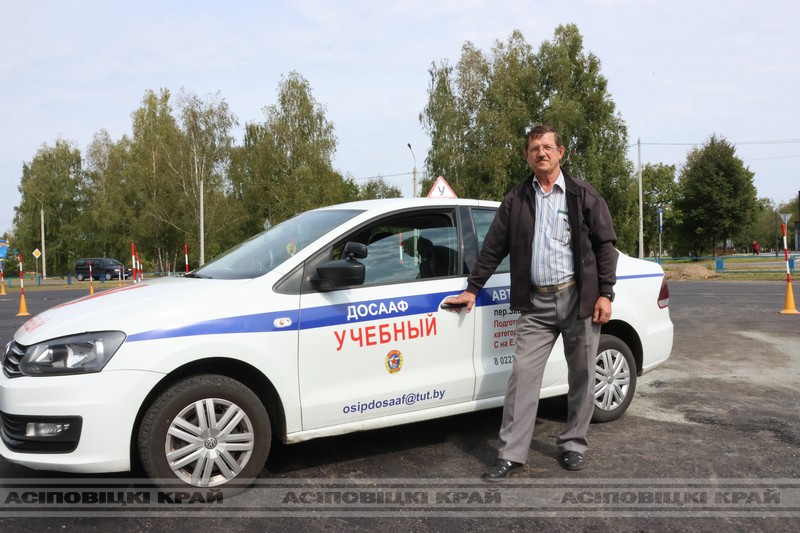 Константин Джулай проработал в автошколе более 20 лет