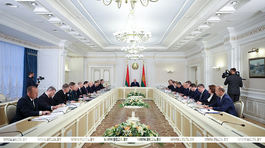 Предлагаемые меры о поддержке молодежи вынесены на обсуждение у Лукашенко
