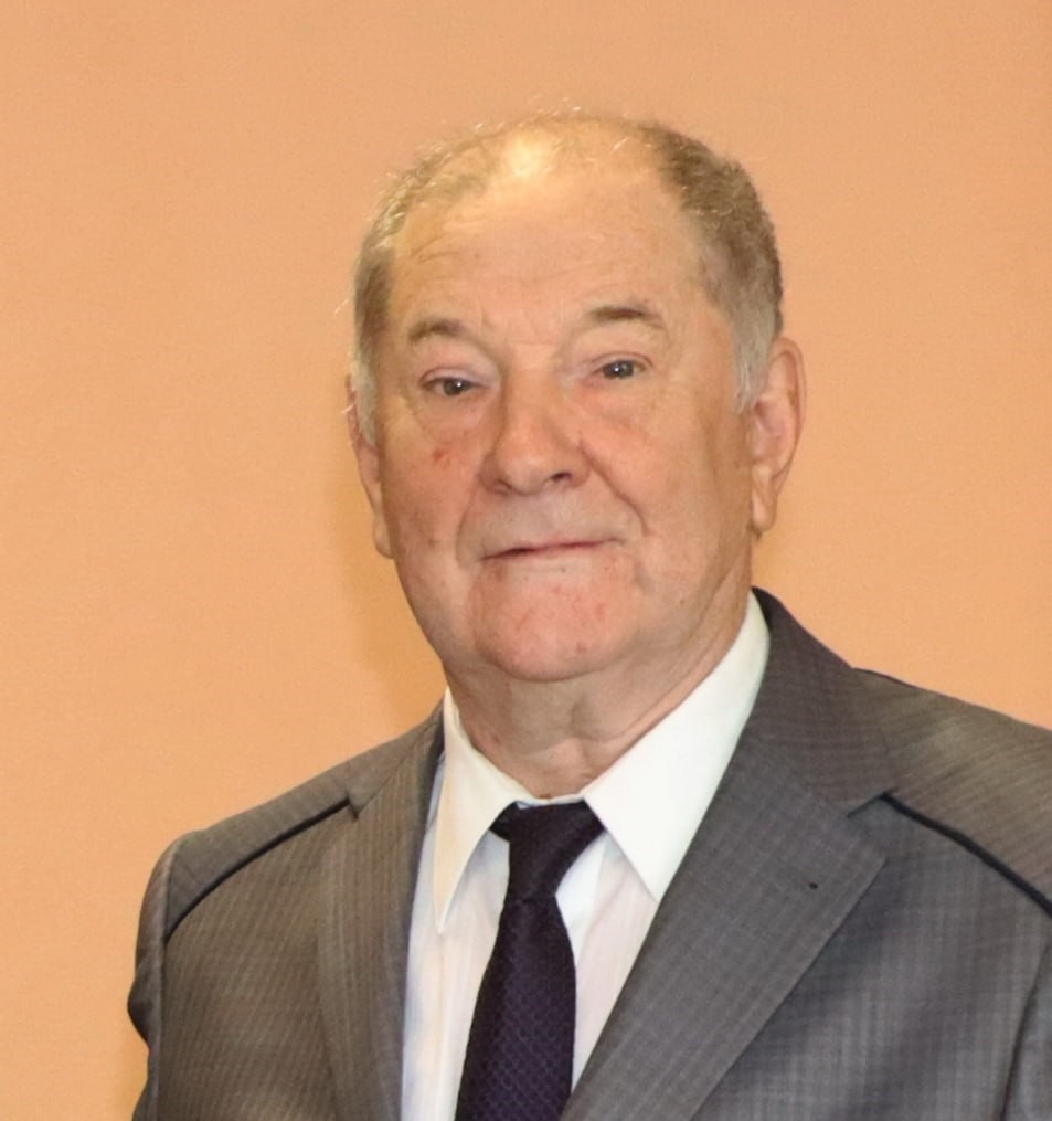 «Мы ехали, не совсем представляя, что нас там ожидает»: воспоминания делегата первого Всебелорусского народного собрания из Осиповичей