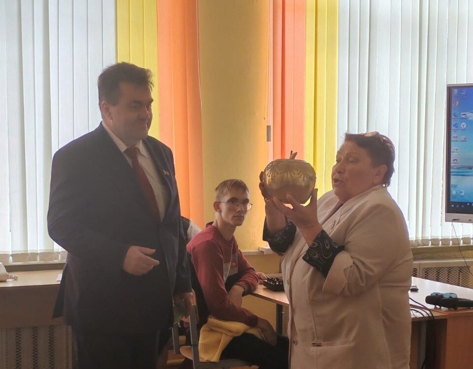 Сохраните свое сердце молодым! В Цельской СШ прошла встреча с ветеранами педагогического труда