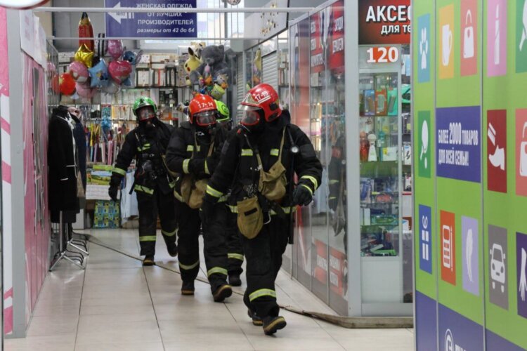 Пожар в торговом центре в Осиповичах? Что делали спасатели в ТК «Сити Молл»