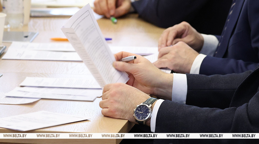 Лукашенко призвал активнее включать население в обсуждение изменений в законодательстве