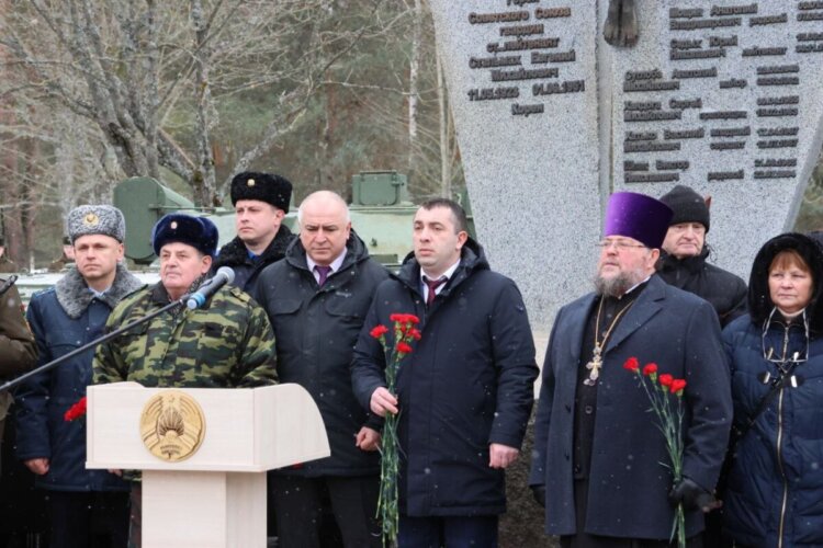 Живая память: как в Осиповичах отметили День памяти воинов-интернационалистов
