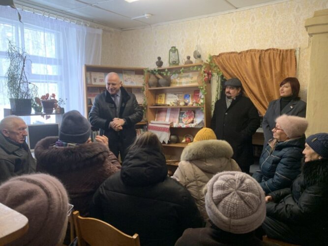 «Оборонительная мощь белорусской армии и патриотизм в современных условиях» — тема дня информирования, который прошел в Осиповичском районе