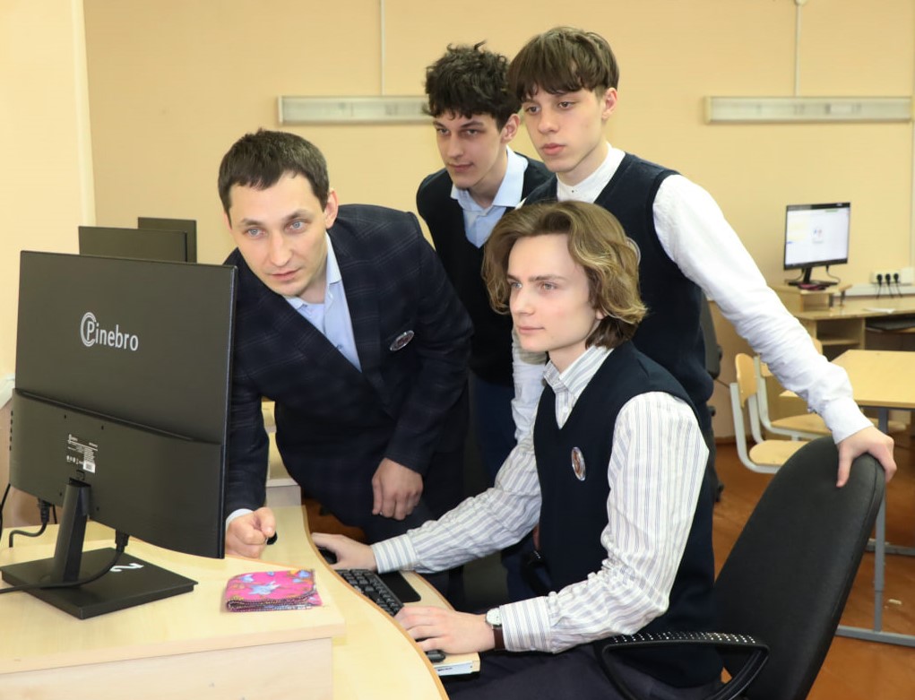 Учитель для будущих айтишников: Евгений Городецкий о том, как выжить профессии в эпоху искусственного интеллекта