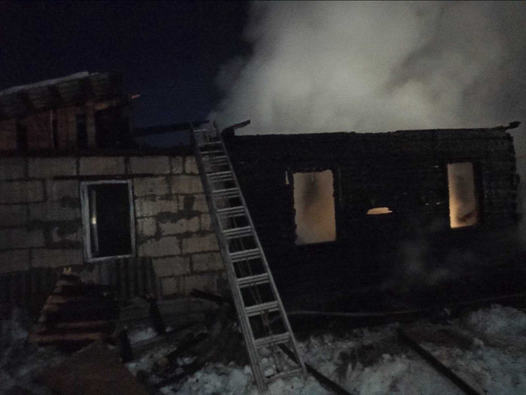 На пожаре в Осиповичском районе погибли два человека