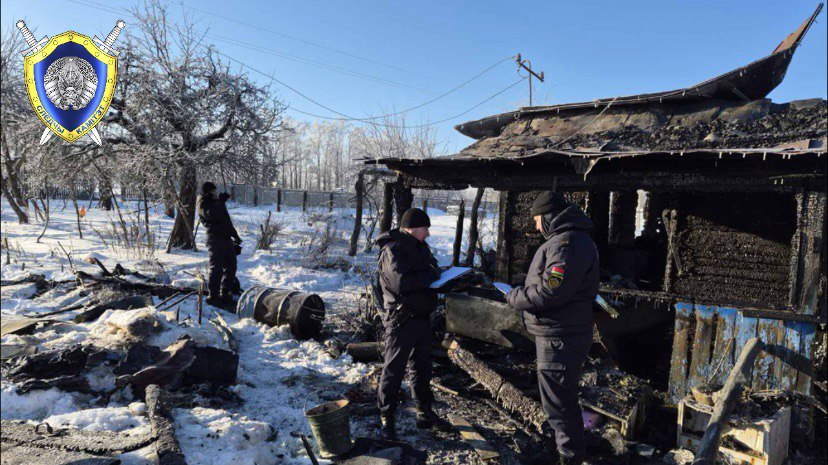 В Осиповичском районе следователи работают на месте пожара, где погибли 2 человека
