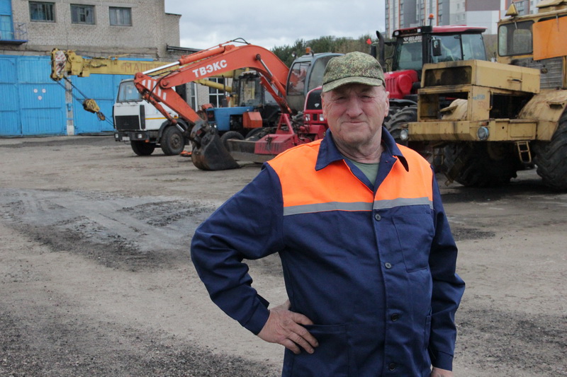 46 гадоў працуе ў ПМК № 95 “Вадбуд” Сяргей Русачкоў