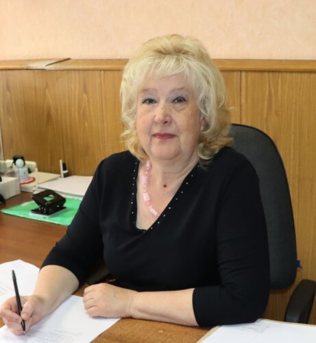 «Случайность — это навсегда»: как Екатерина Бизунок из Осиповичей 46 лет создаёт надёжный тыл прокуратуры