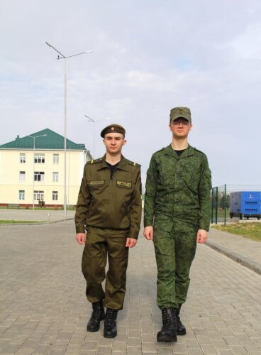 «Остаемся служить!» Осиповичские срочники выбрали контрактную службу