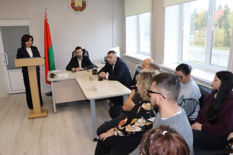 Геворг Мелконян встретился с работниками ОАО «Осиповичский консервный завод»