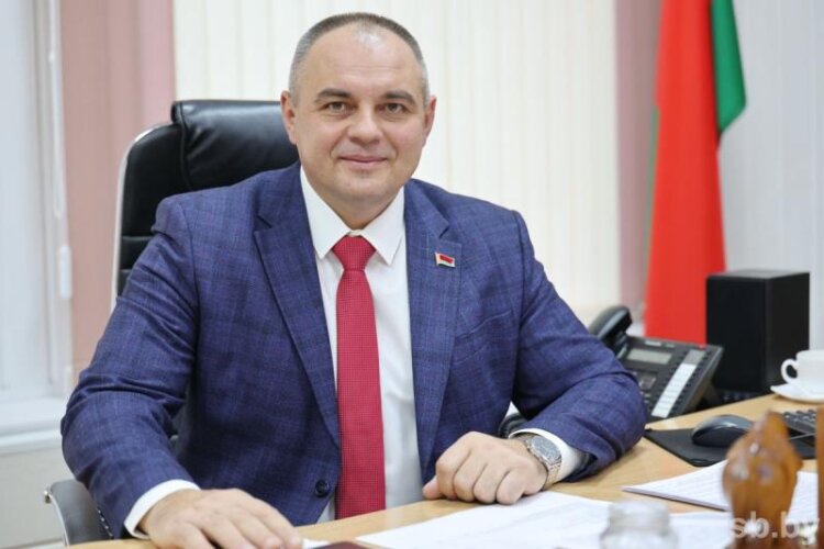 Знакомьтесь: Директор филиала “Елизово” ОАО “Гродненский стеклозавод” Григорий Фуркаль